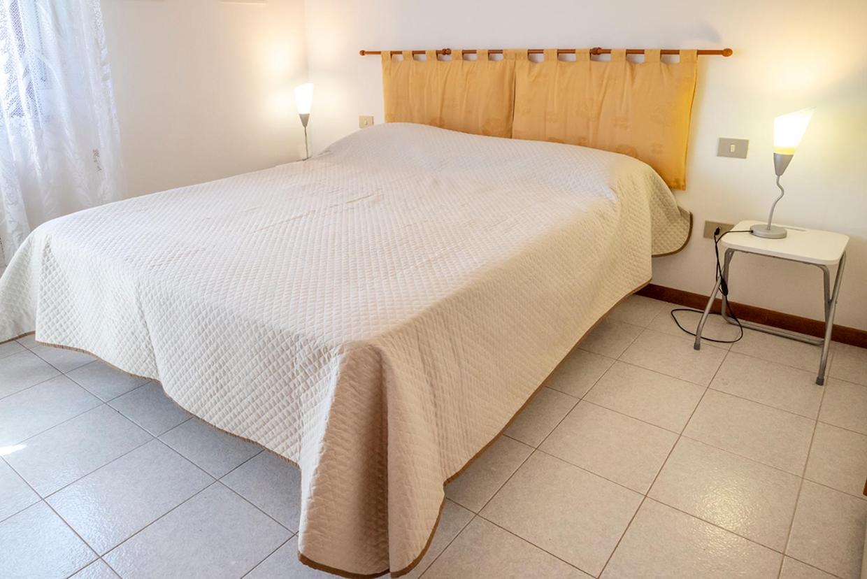S220 - Sirolo, trilocale in centro con terrazzo photo