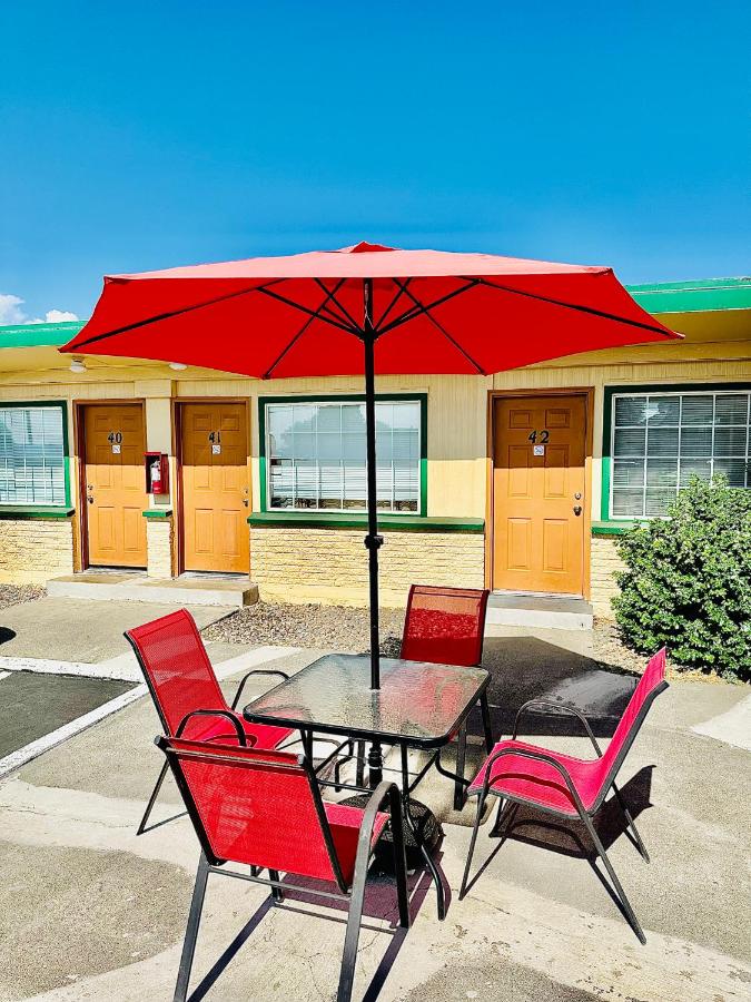 Sand & Sage Motel — photo 6