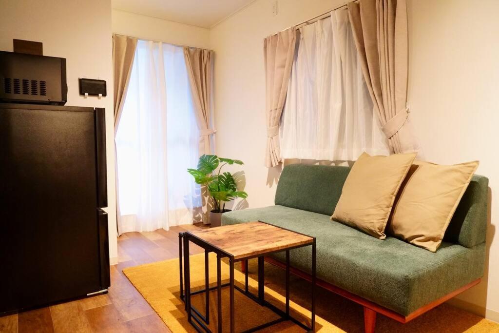 Liaison Court Universal Gateway - Free Parking - 5