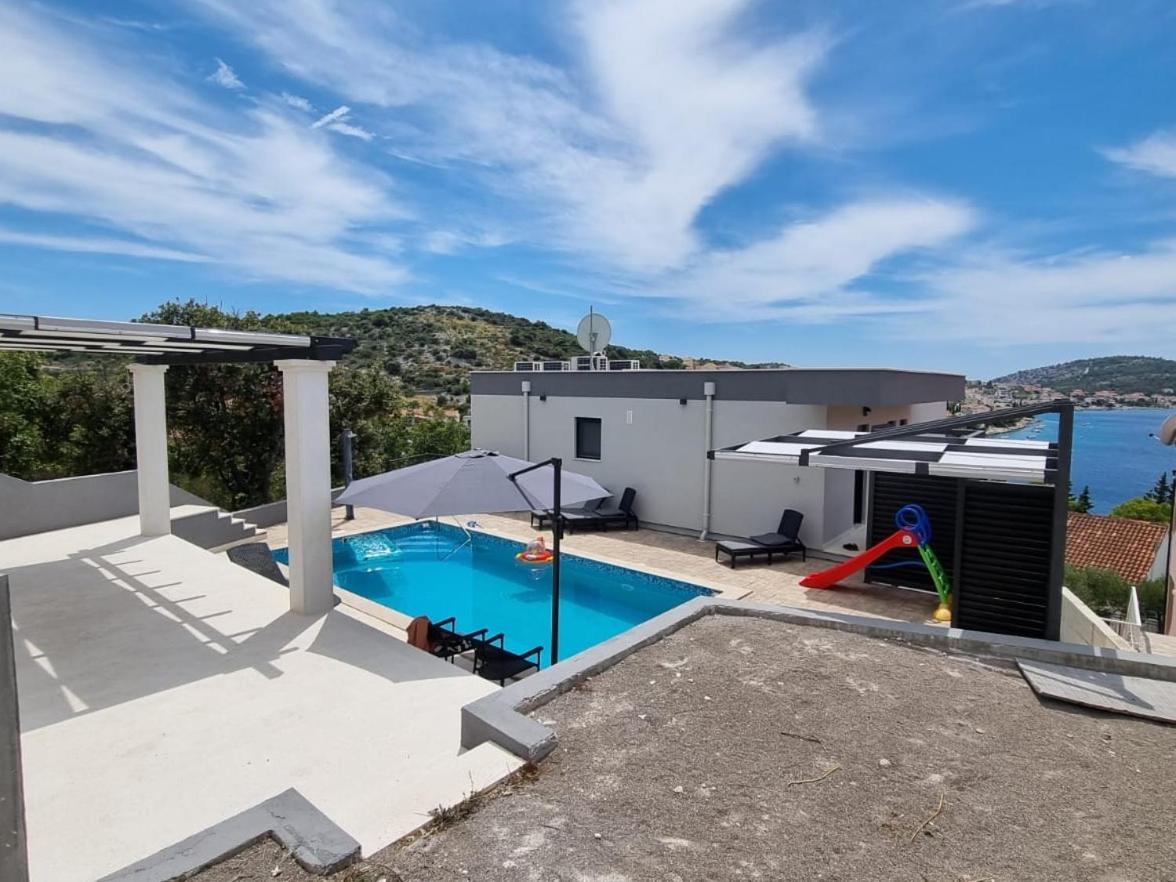 Villa Estera - E1 - 3 BEDROOM, 4 BATHROOM