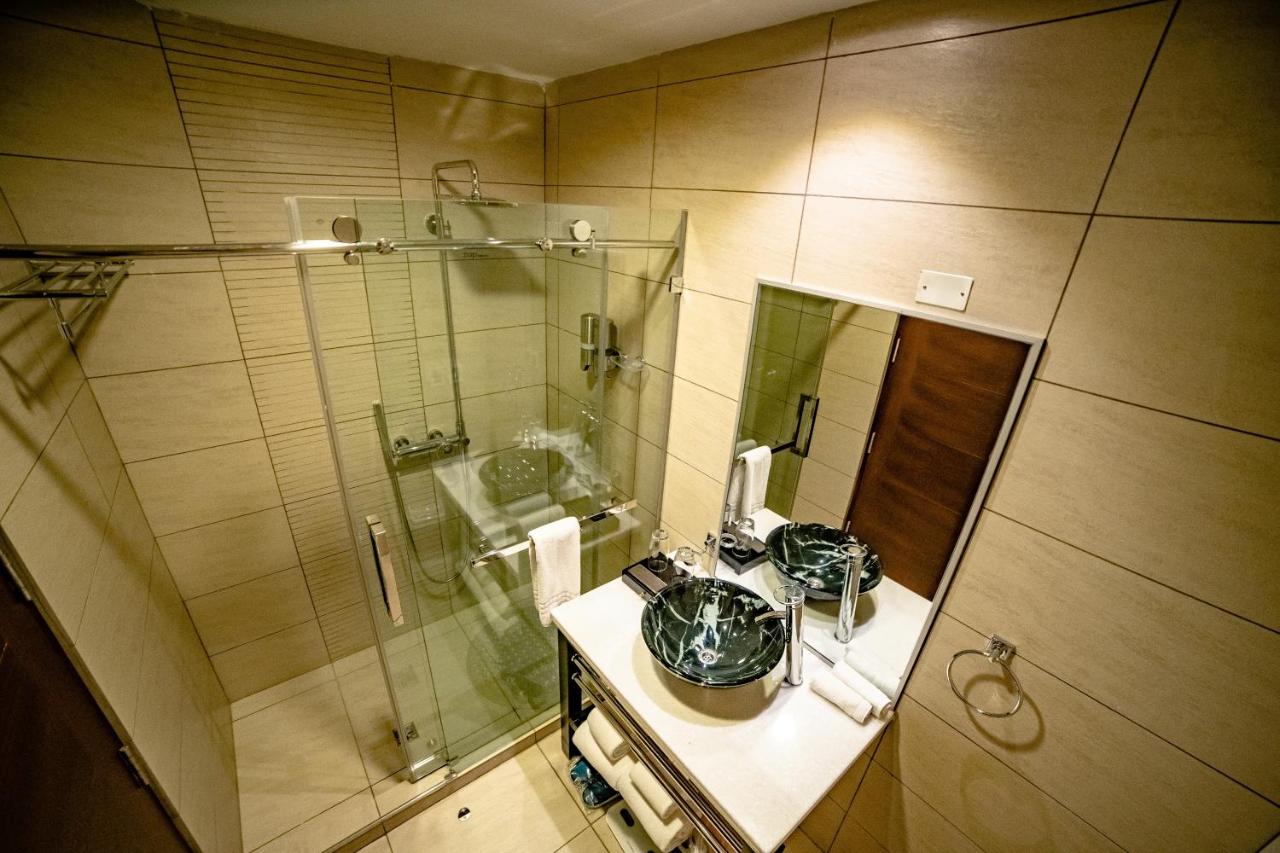 Hotel La Peonía photo