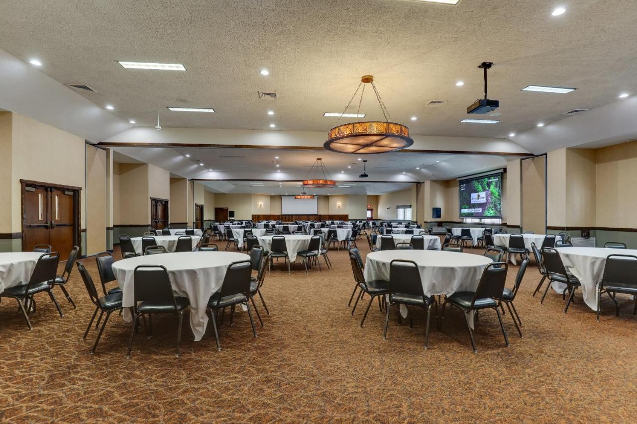 Stoney Creek Hotel Columbia — photo 15