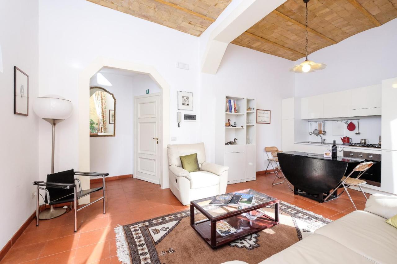 Trastevere Charming Retreat on Cobblestone Street - 5