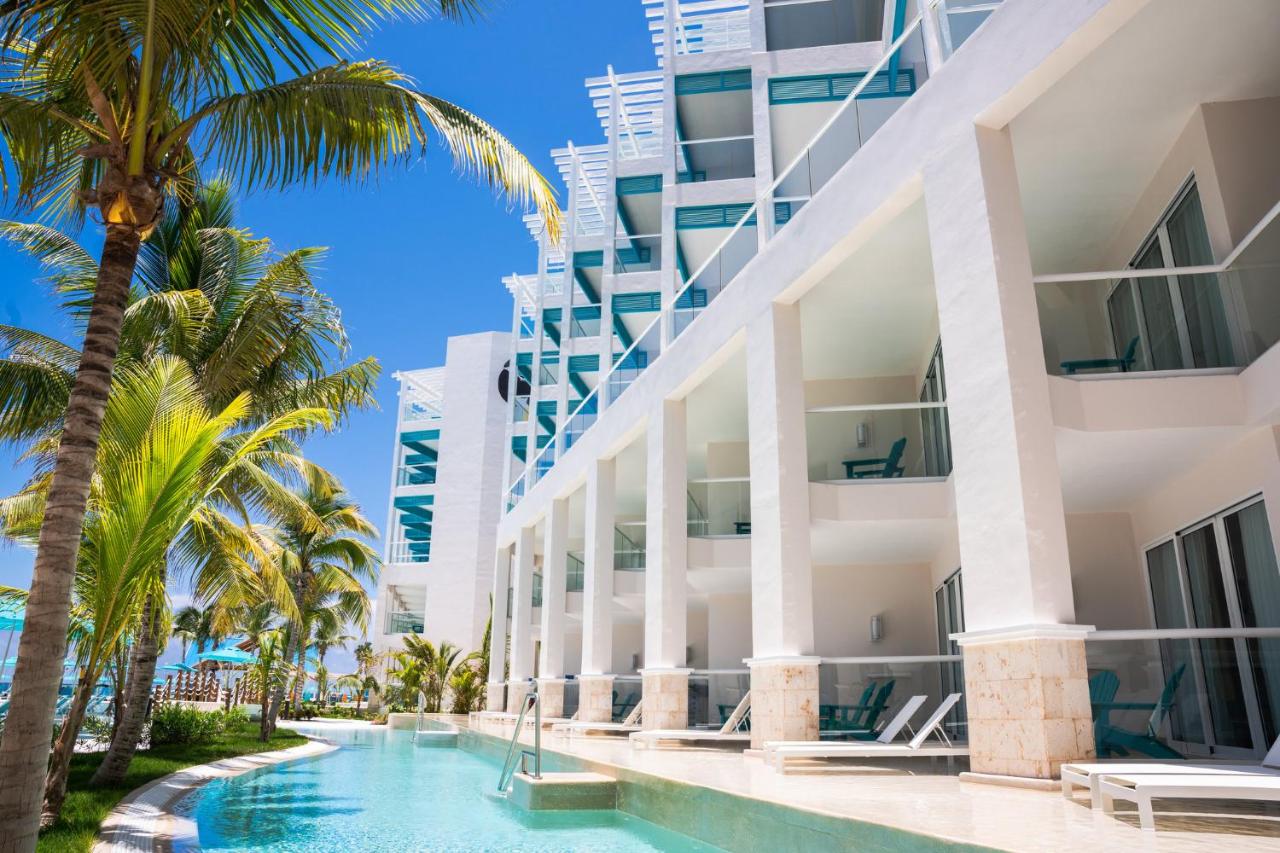 Margaritaville Island Reserve Riviera Maya - An Adults Only All-Inclusive Experience photo