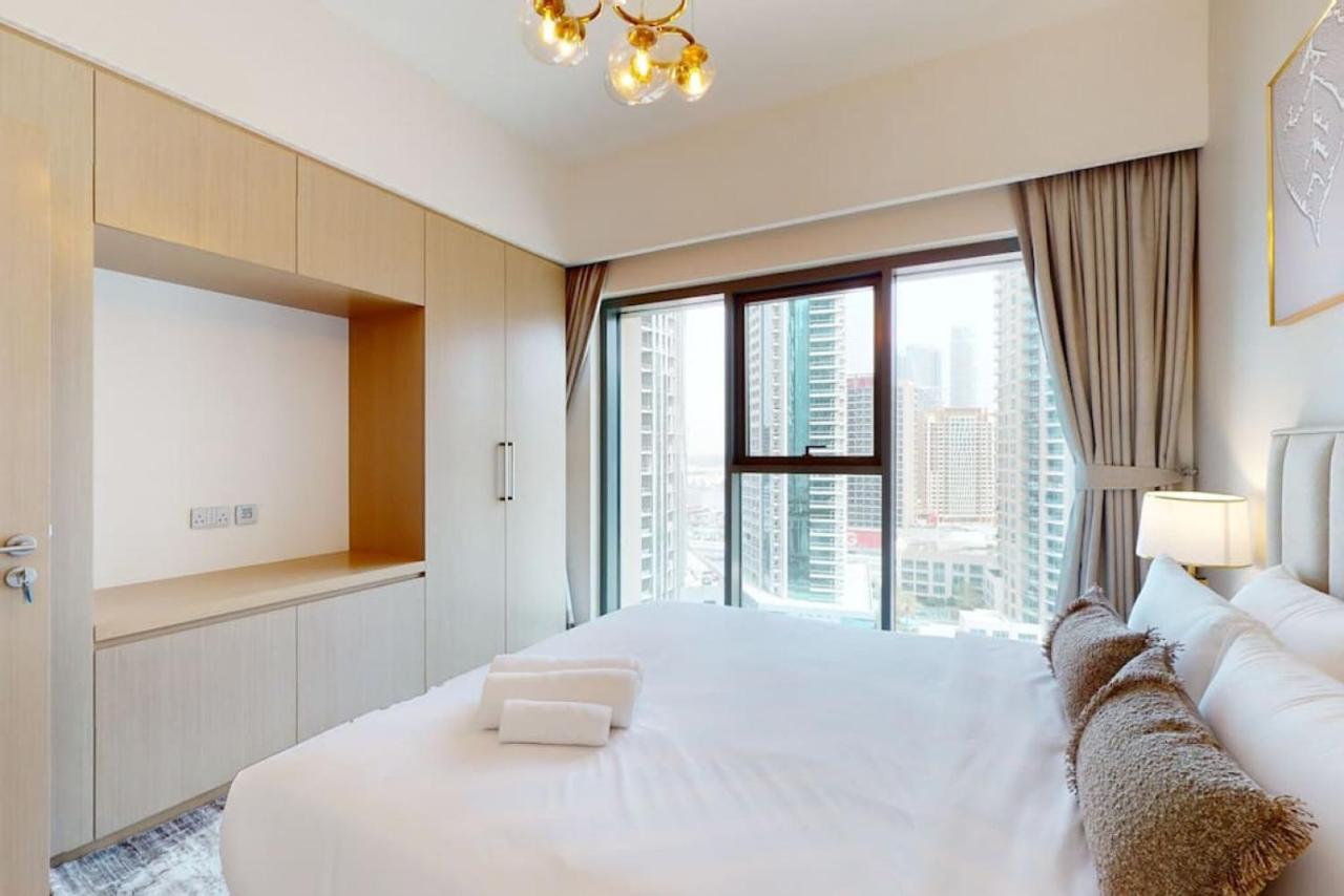 Vacationer Holiday Homes I Classic One Bedroom I Burj Royale - 2
