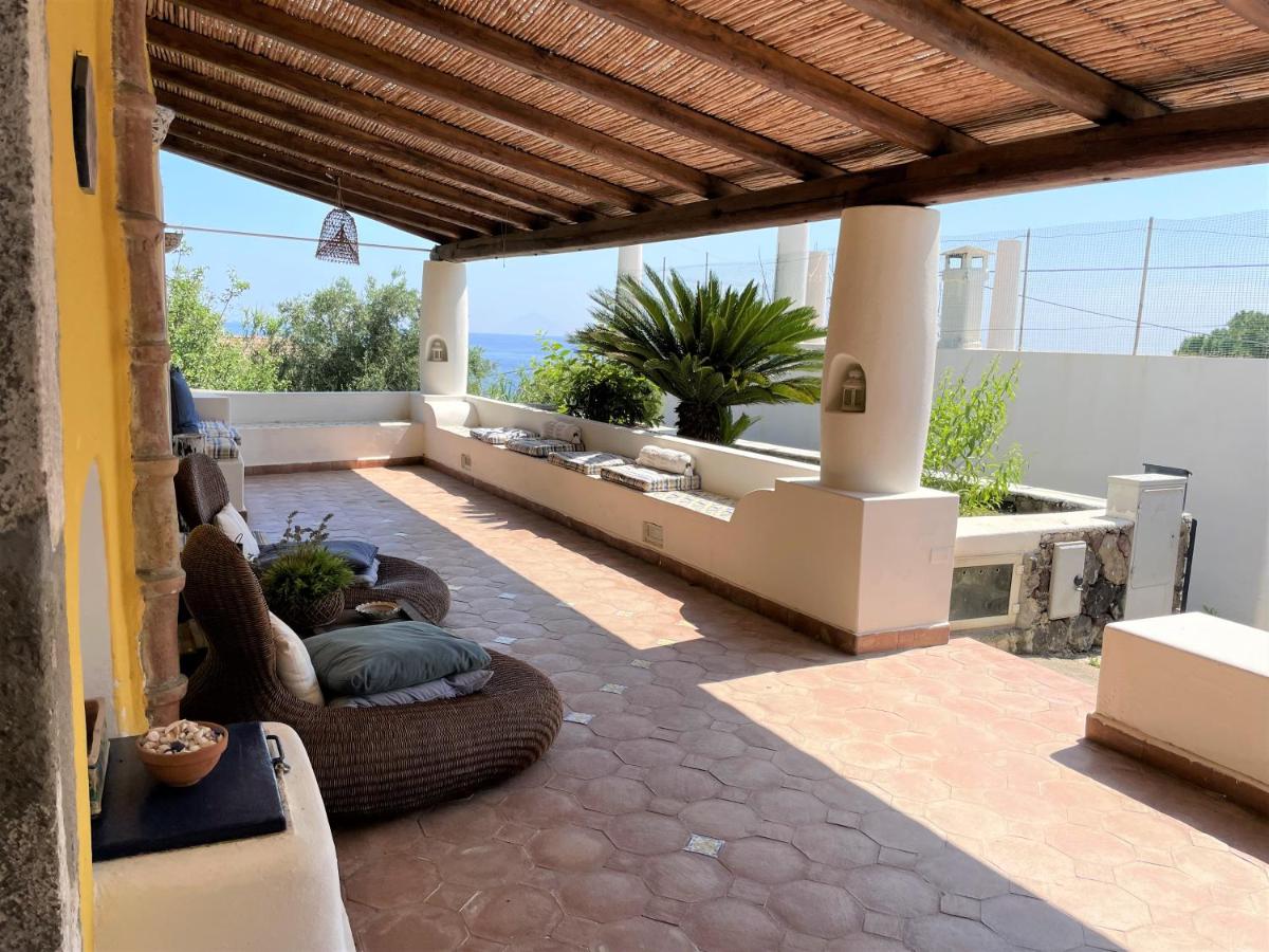 La Casa sul Porto di Santa Marina - Isole Eolie photo
