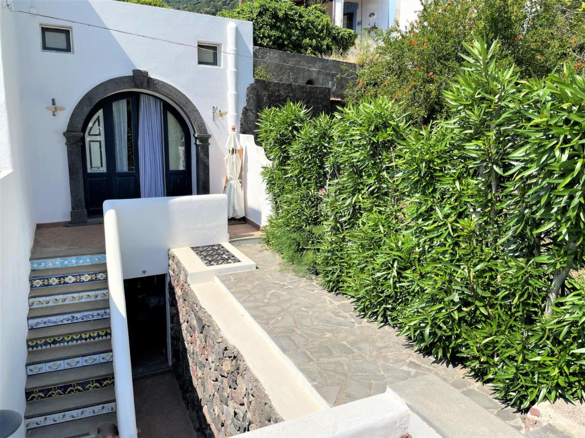 La Casa sul Porto di Santa Marina - Isole Eolie photo