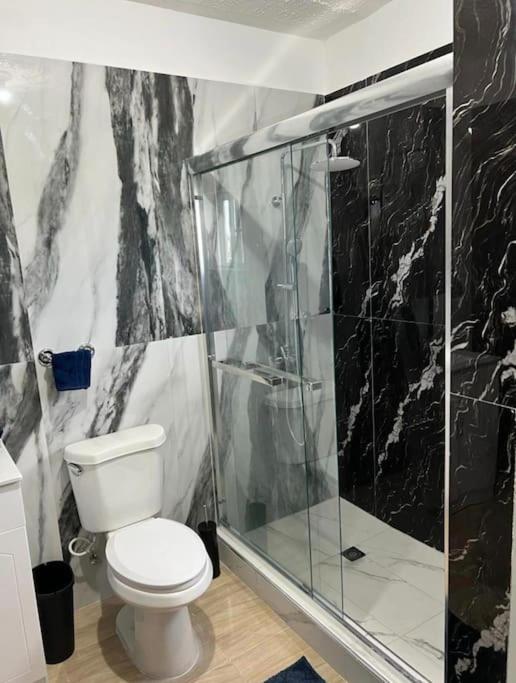 Glenmuir La Ville - Gated Com May Pen - 3