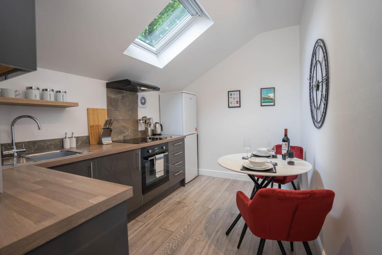 The Den - KING BED, 5 min walk to City Centre - 4