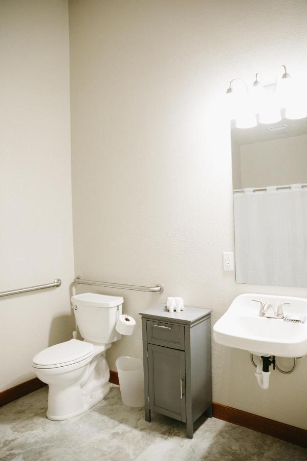 Victorian Inn — photo 14