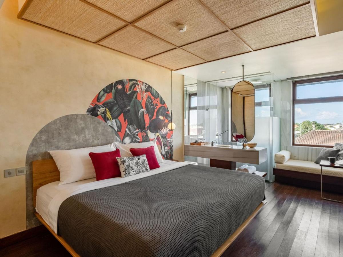 The Isvara by Cove - 2