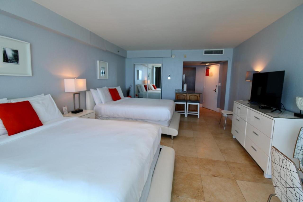 Castle 828 Oceanfront view with balcony, pool, tennis, beach access and free parking! - 2