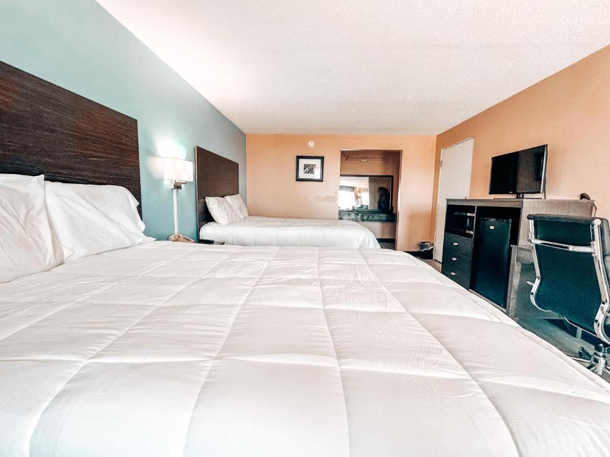 Laker Inn Motel — photo 12