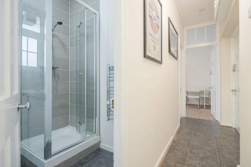 APlaceToStay Central London Apartment, Zone 1 PIC - 3