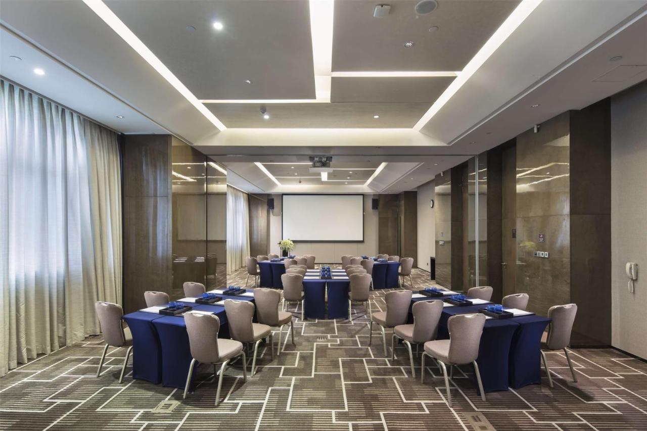 Hilton Guangzhou Tianhe photo