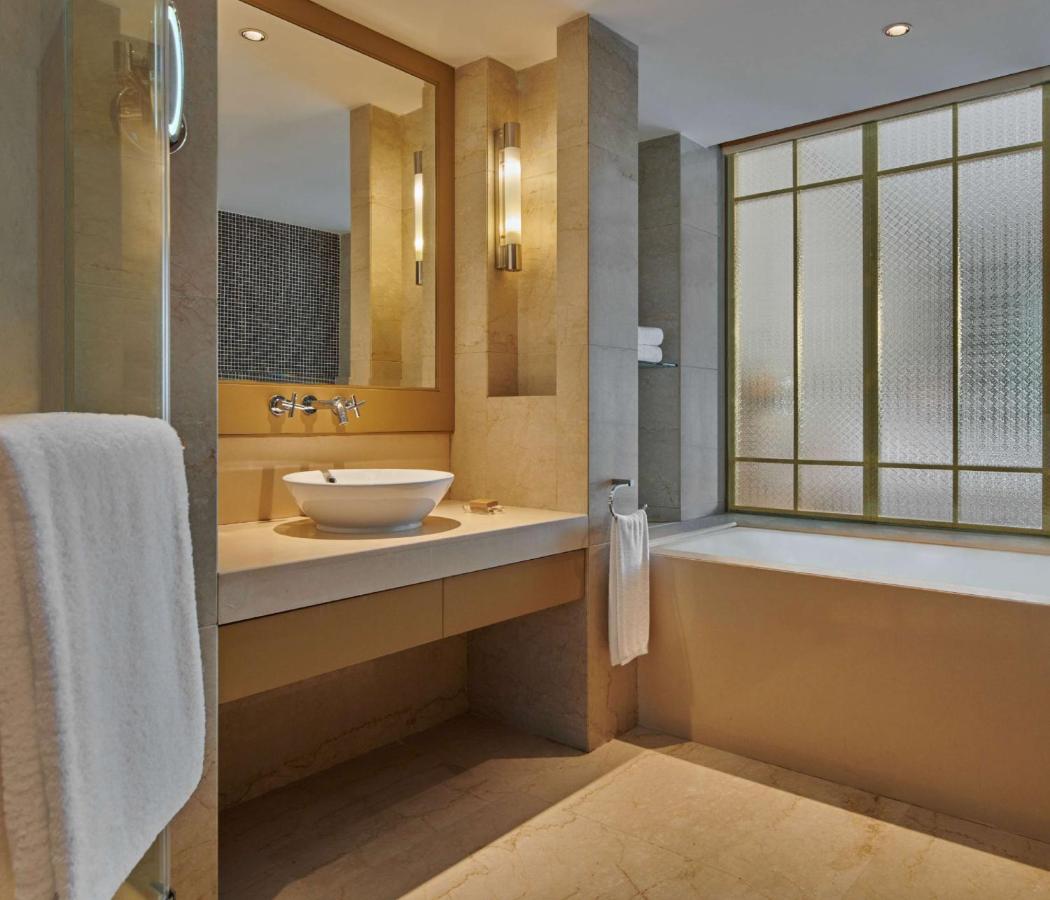 Hilton Guangzhou Science City photo