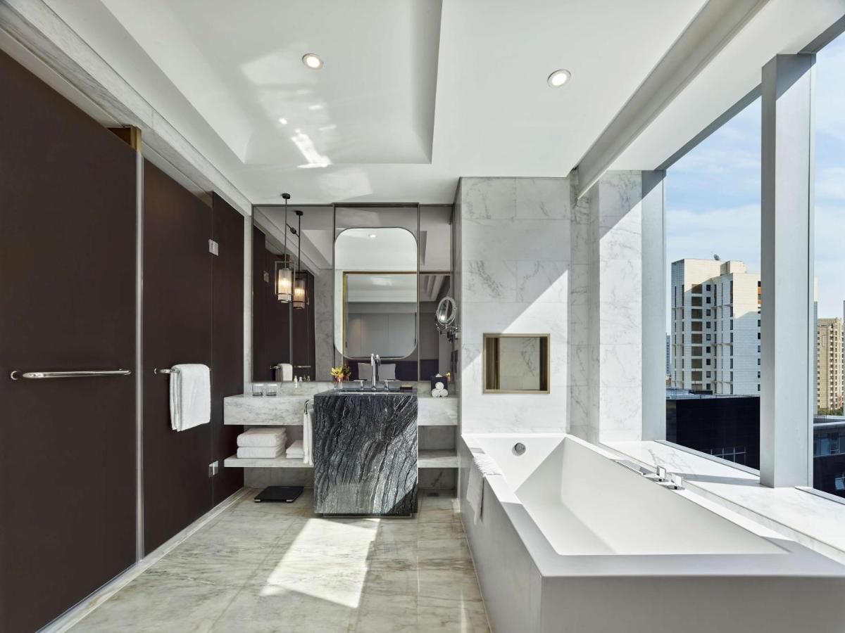 Hilton Shanghai Hongqiao photo