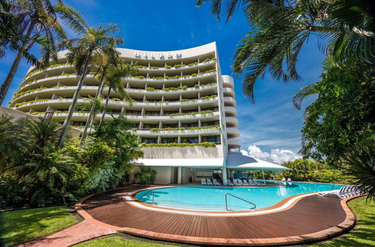 Hilton Cairns - Laterooms
