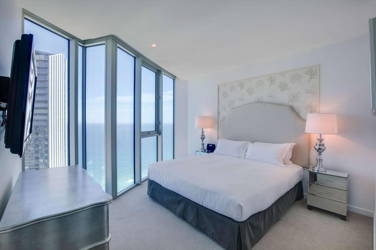 Hilton Surfers Paradise Hotel & Residences photo
