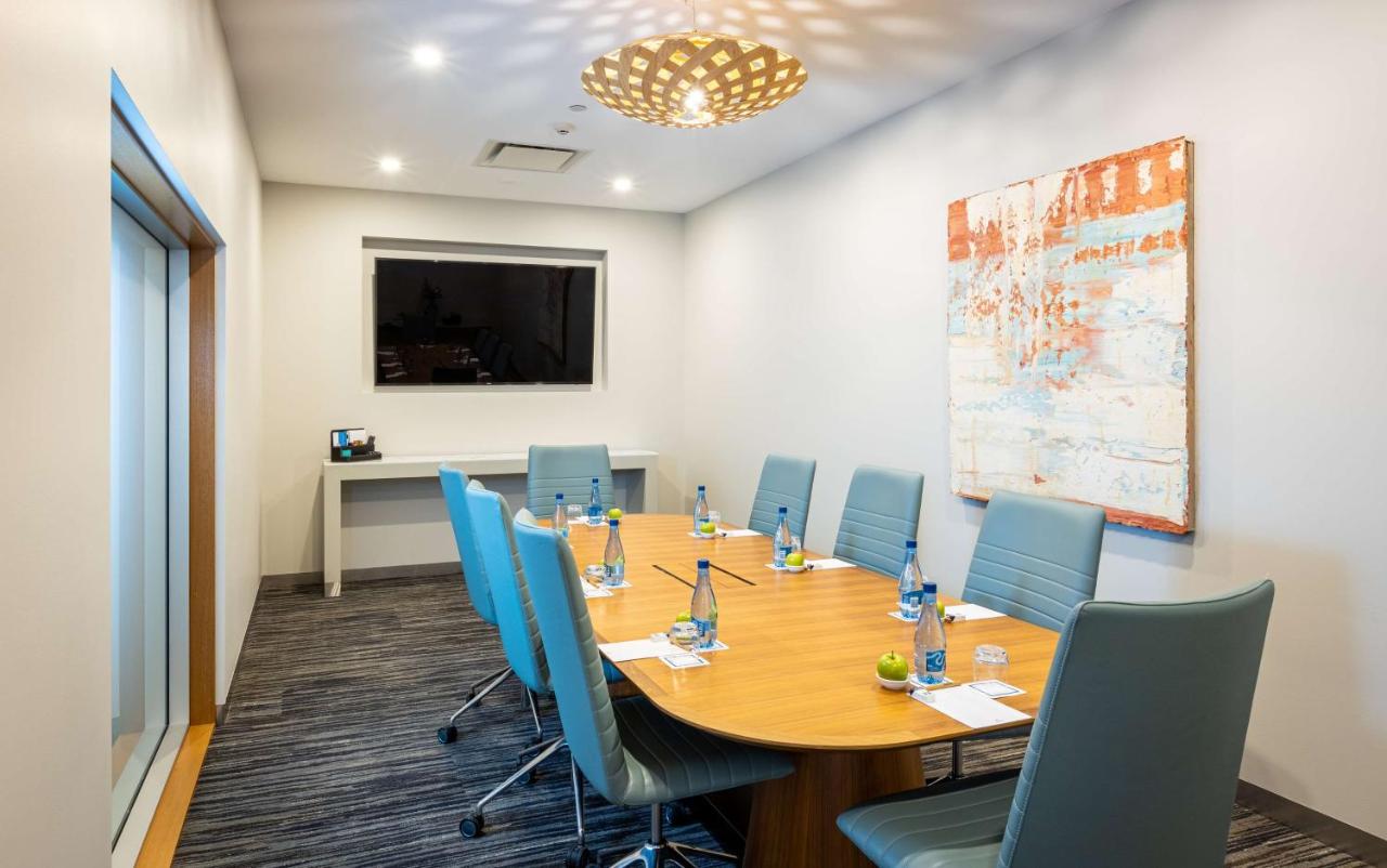 Hilton Surfers Paradise Hotel & Residences photo