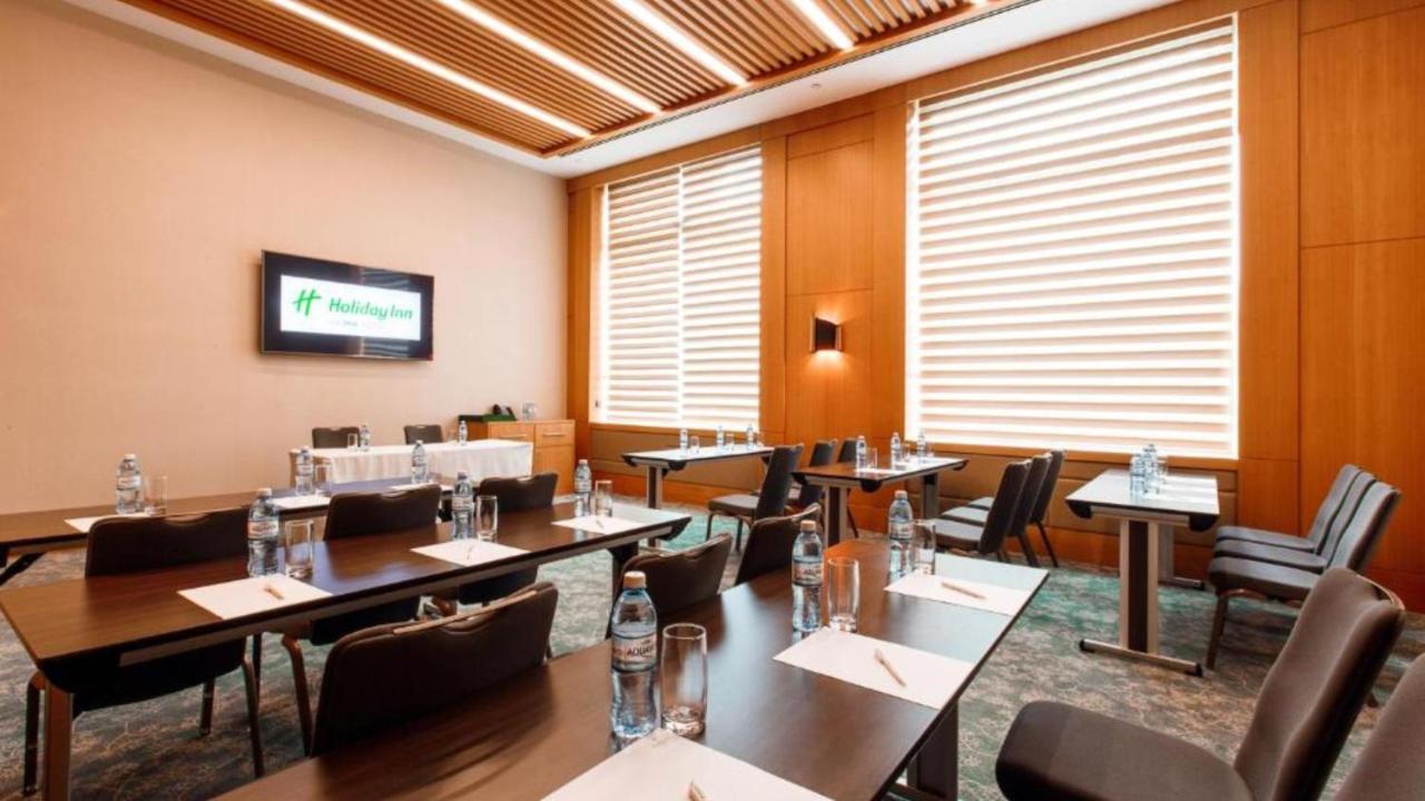 Holiday Inn Baku, an IHG Hotel photo