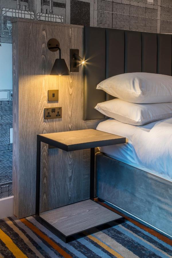 Family Connecting Rooms