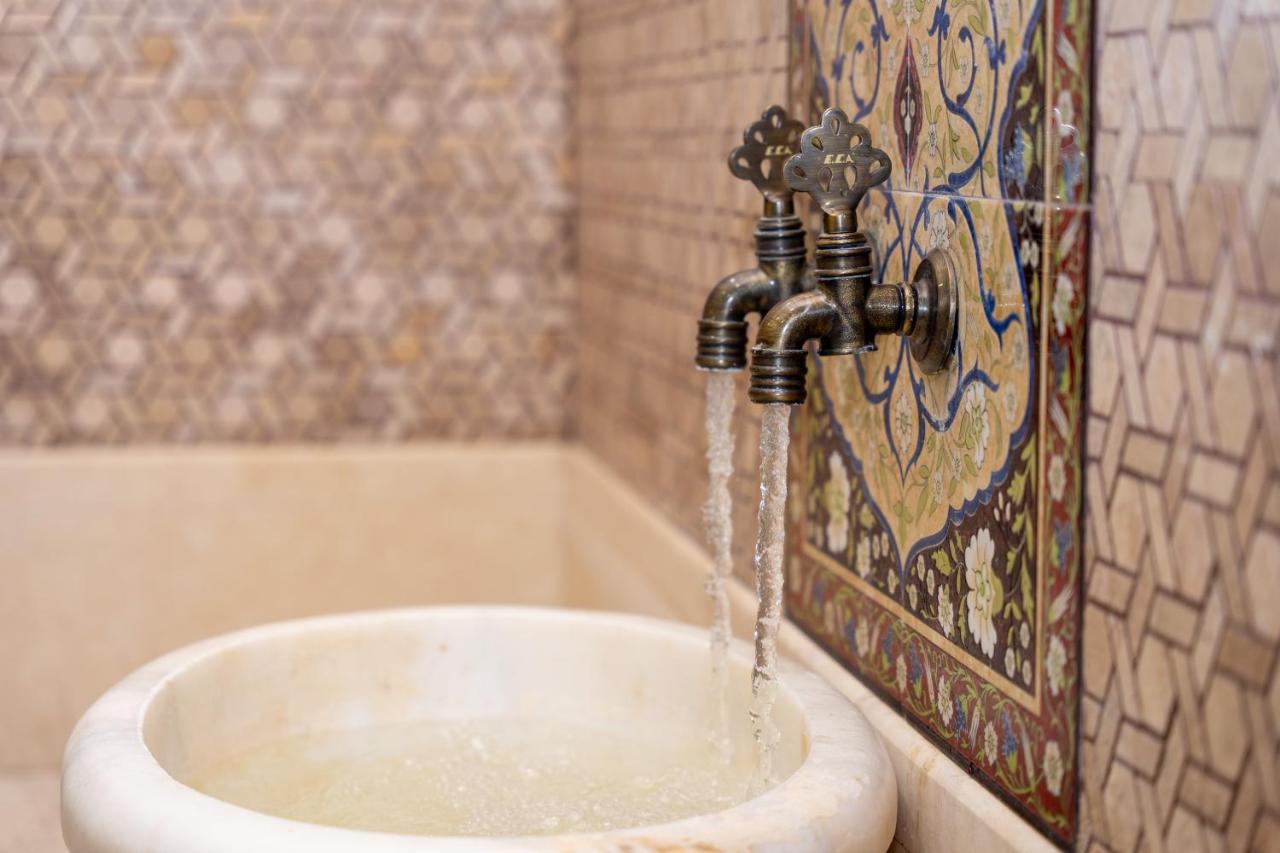 Shah Palace Luxury Museum Hotel photo