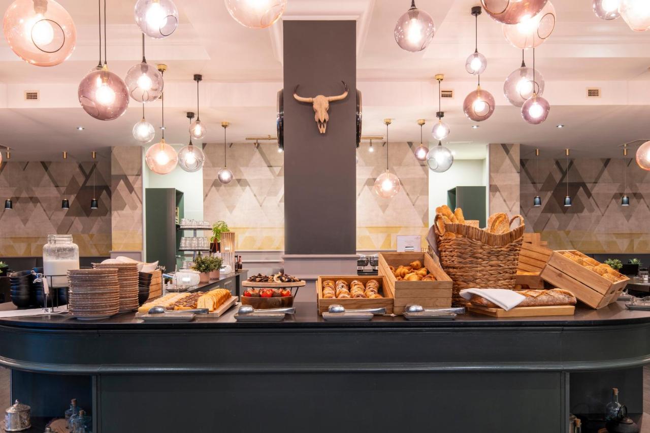 Crowne Plaza Antwerpen, an IHG Hotel photo