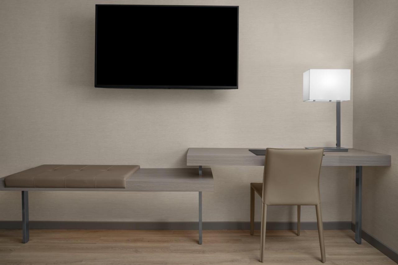 AC Hotel by Marriott Miami Dadeland - 5