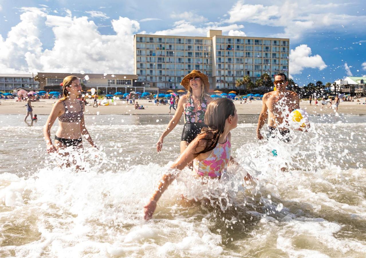 Tides Folly Beach, Charleston's Oceanfront Hotel — photo 24
