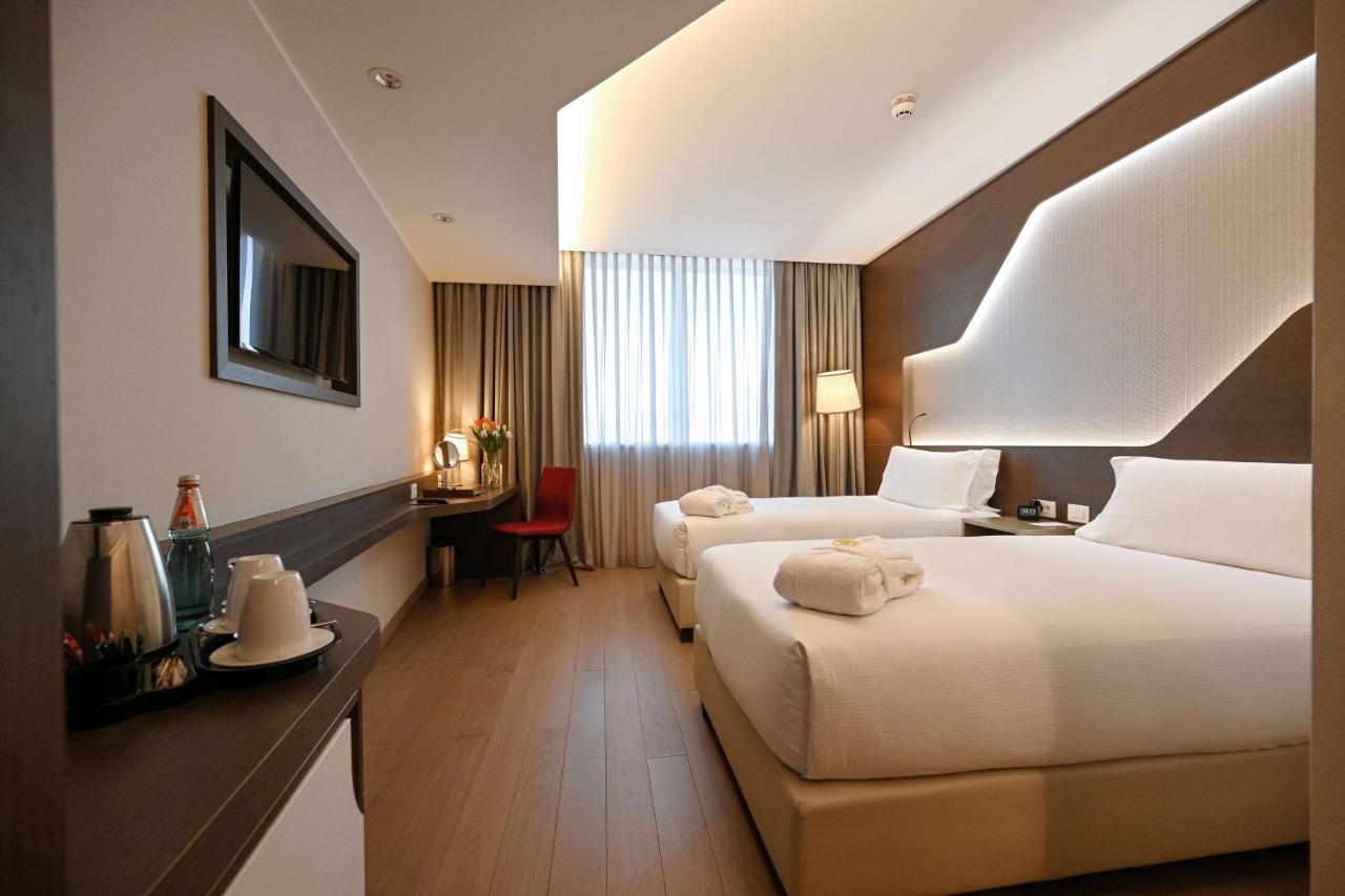 DoubleTree by Hilton Yerevan City Centre photo