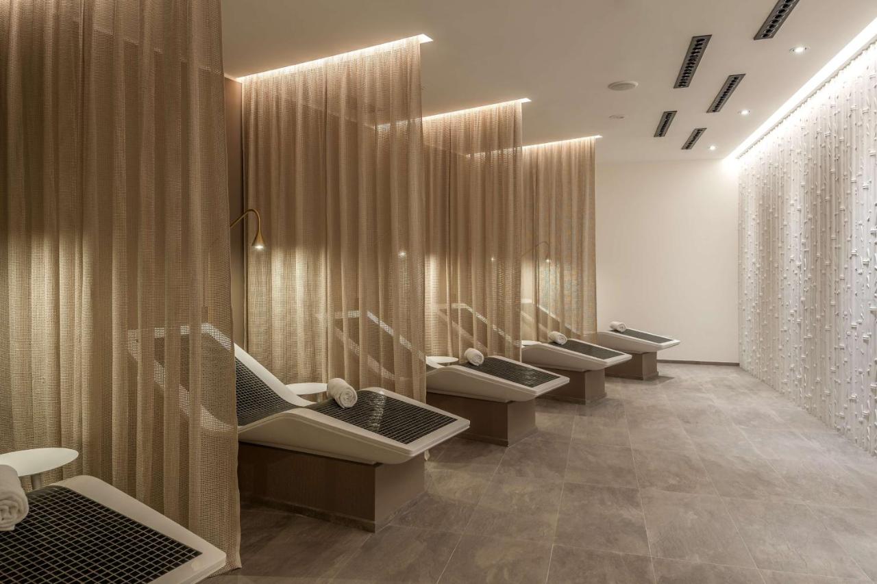 DoubleTree by Hilton Yerevan City Centre photo