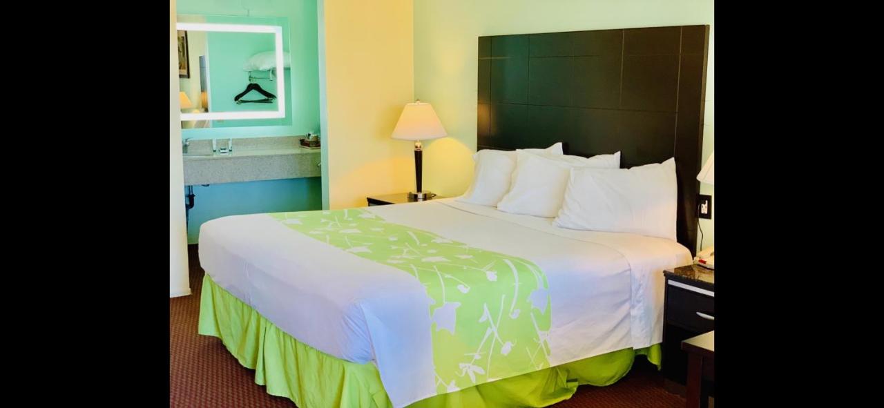 Morro Bay Beach Inn - Morro Bay — photo 21