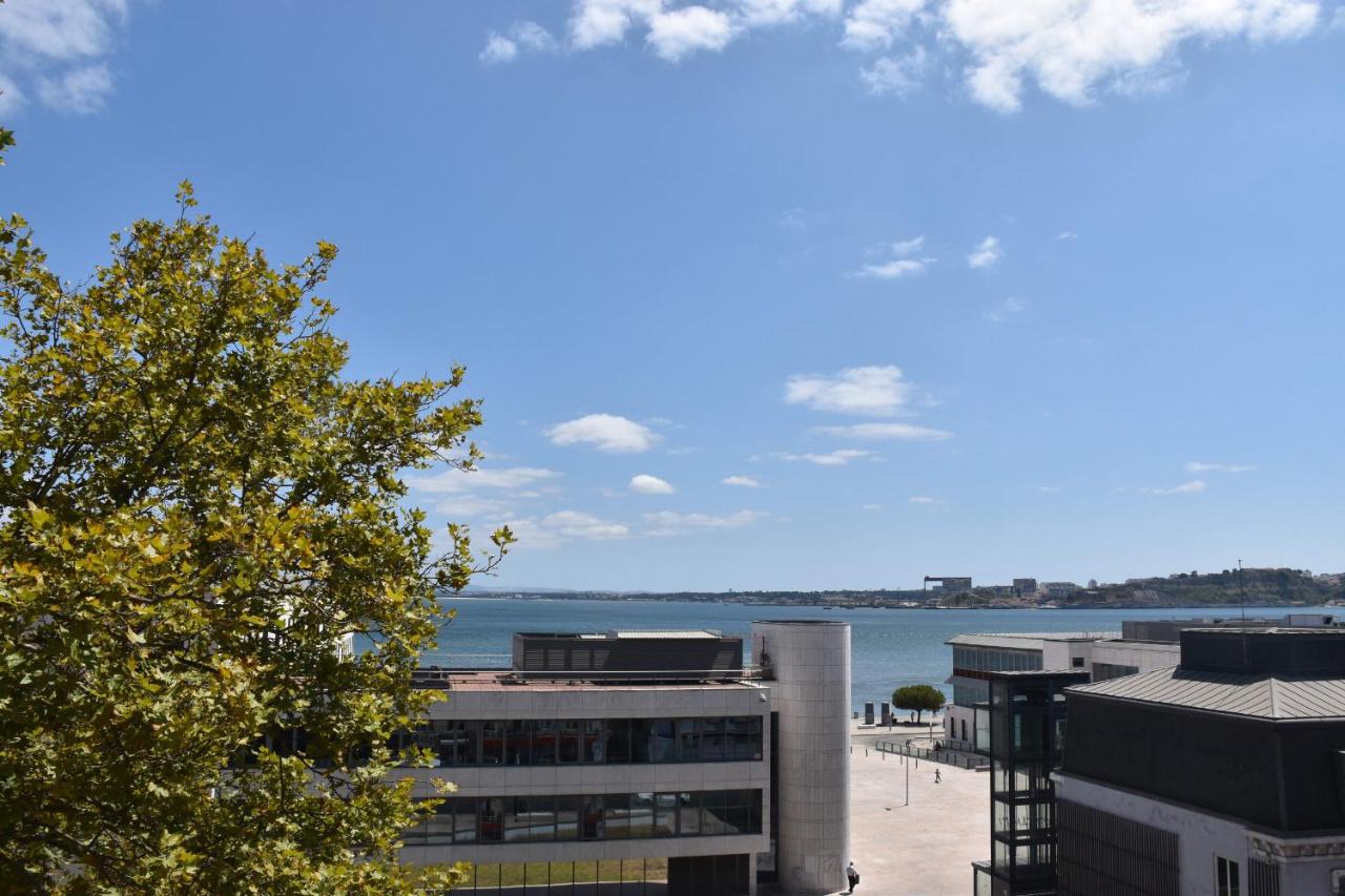 Apartament in Cais do Sodré with river view - TTL51