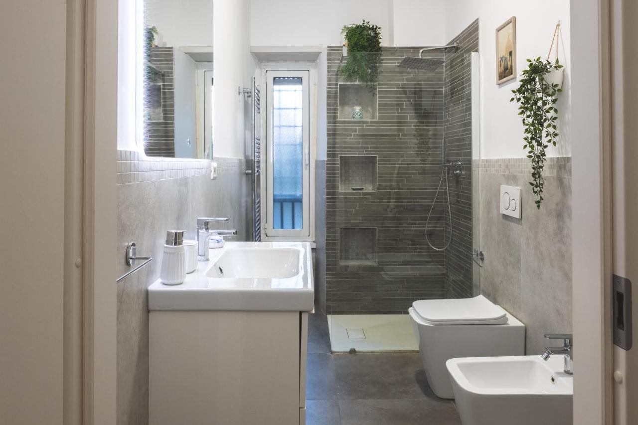 Cozy flat with terrace at Trastevere train station - 3