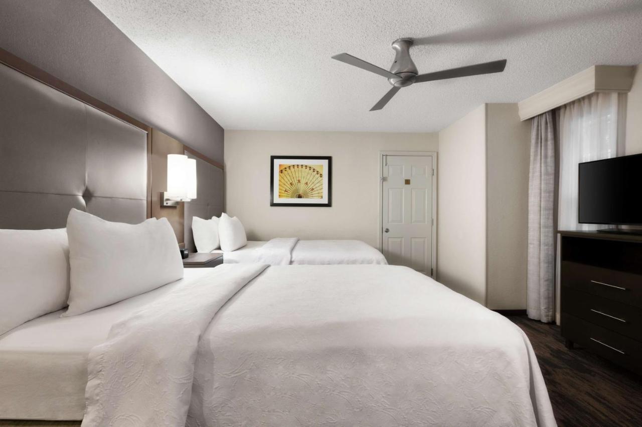 Addison Suites Hotel — photo 2