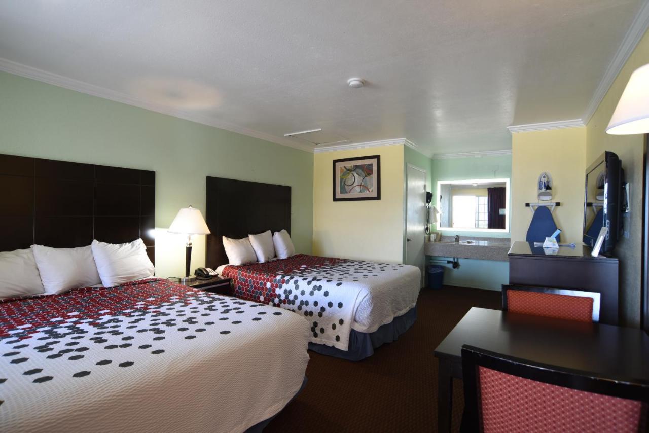 Morro Bay Beach Inn - Morro Bay — photo 20