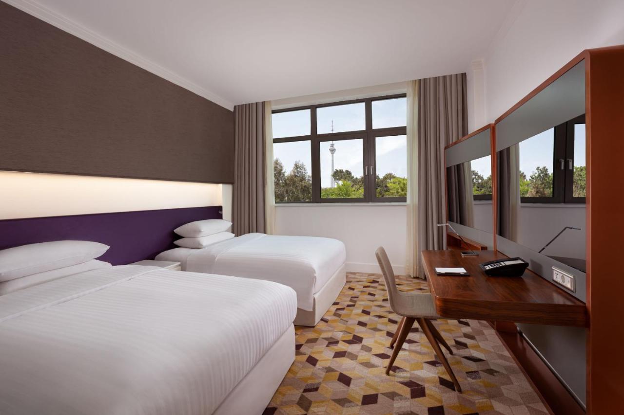 Sheraton Baku Intourist photo