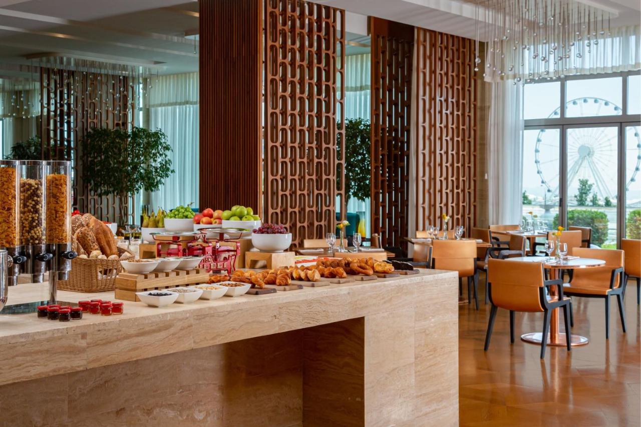Sheraton Baku Intourist photo