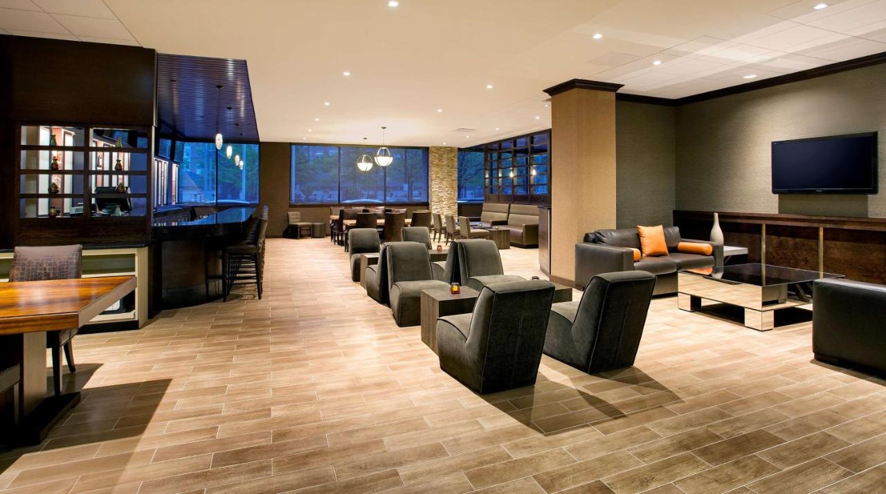 DoubleTree by Hilton Hotel & Suites Jersey City - 5