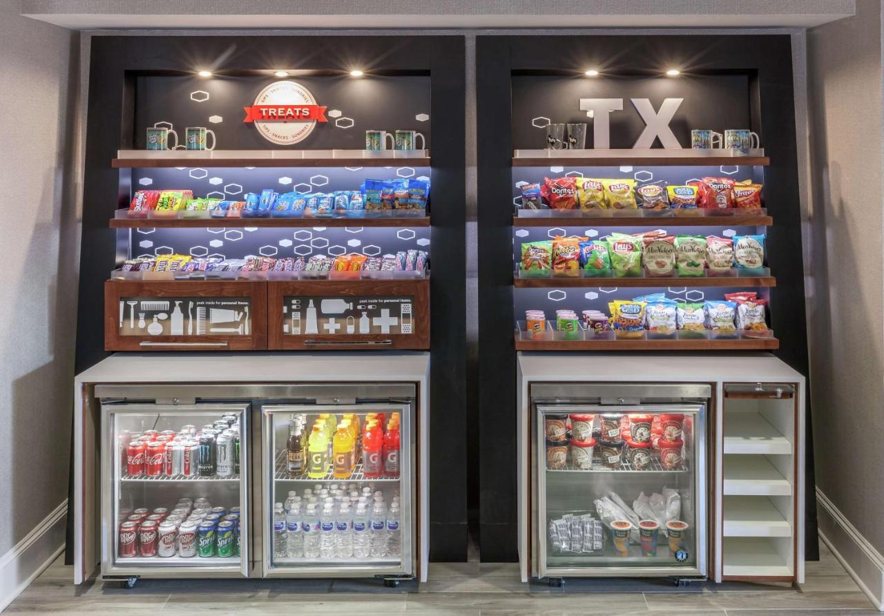 Hampton Inn Austin NW near The Domain - 2