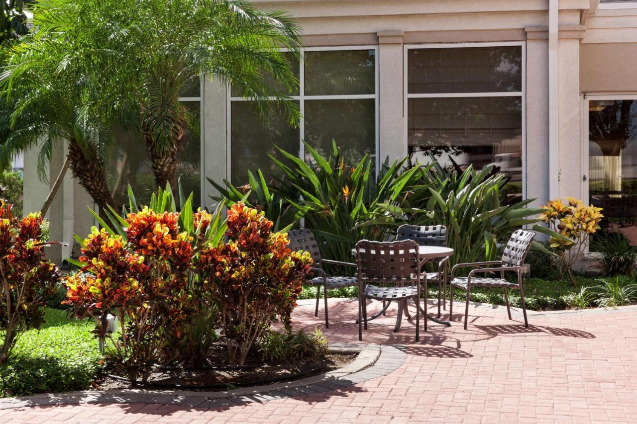 Garden Inn & Suites — photo 10