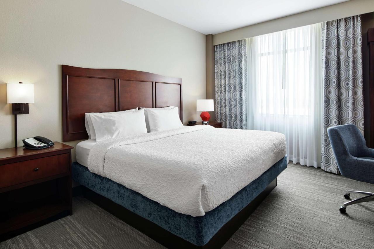 AAA Tower Inn & Suites — photo 17