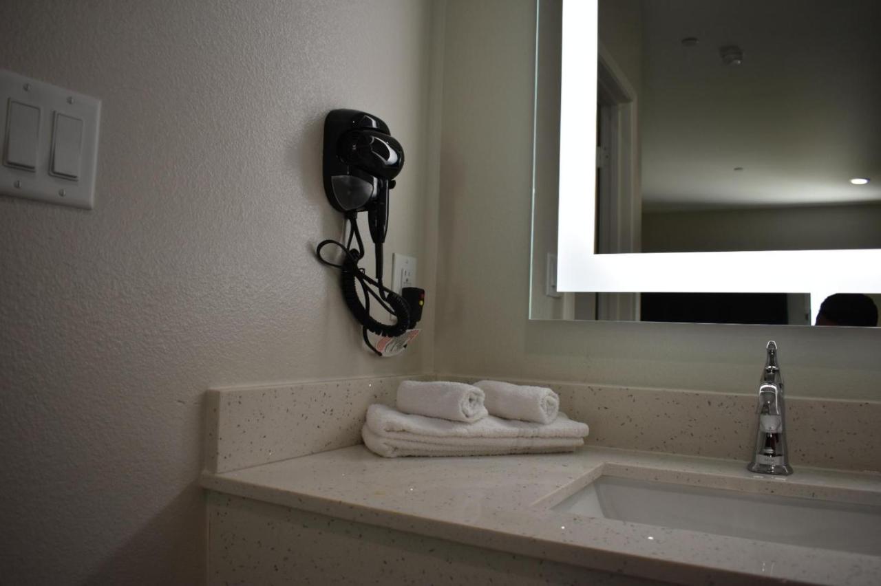 Blue Star Inn — photo 13