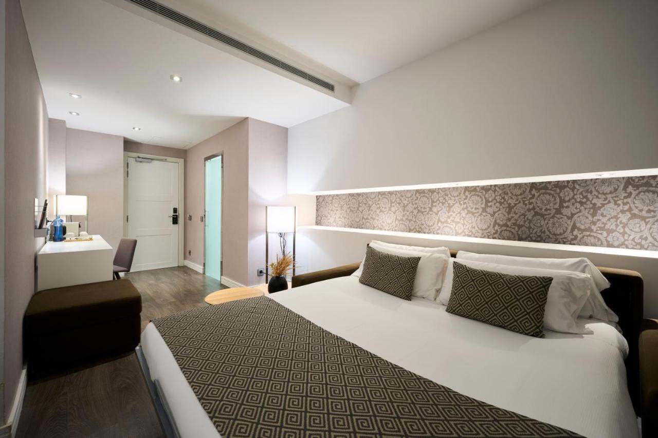 Catalonia Magdalenes - 2