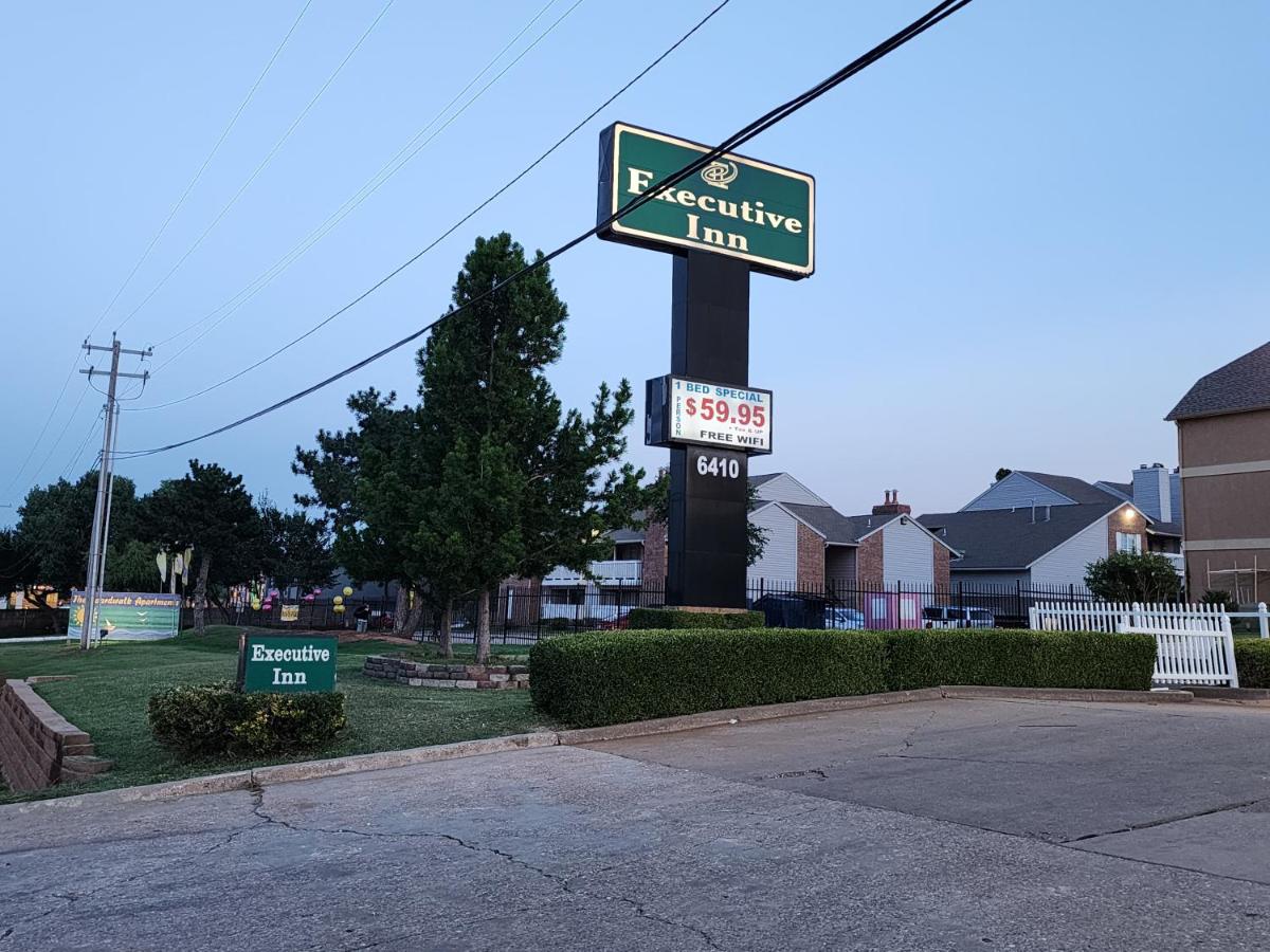 Executive Inn I-35 — photo 9