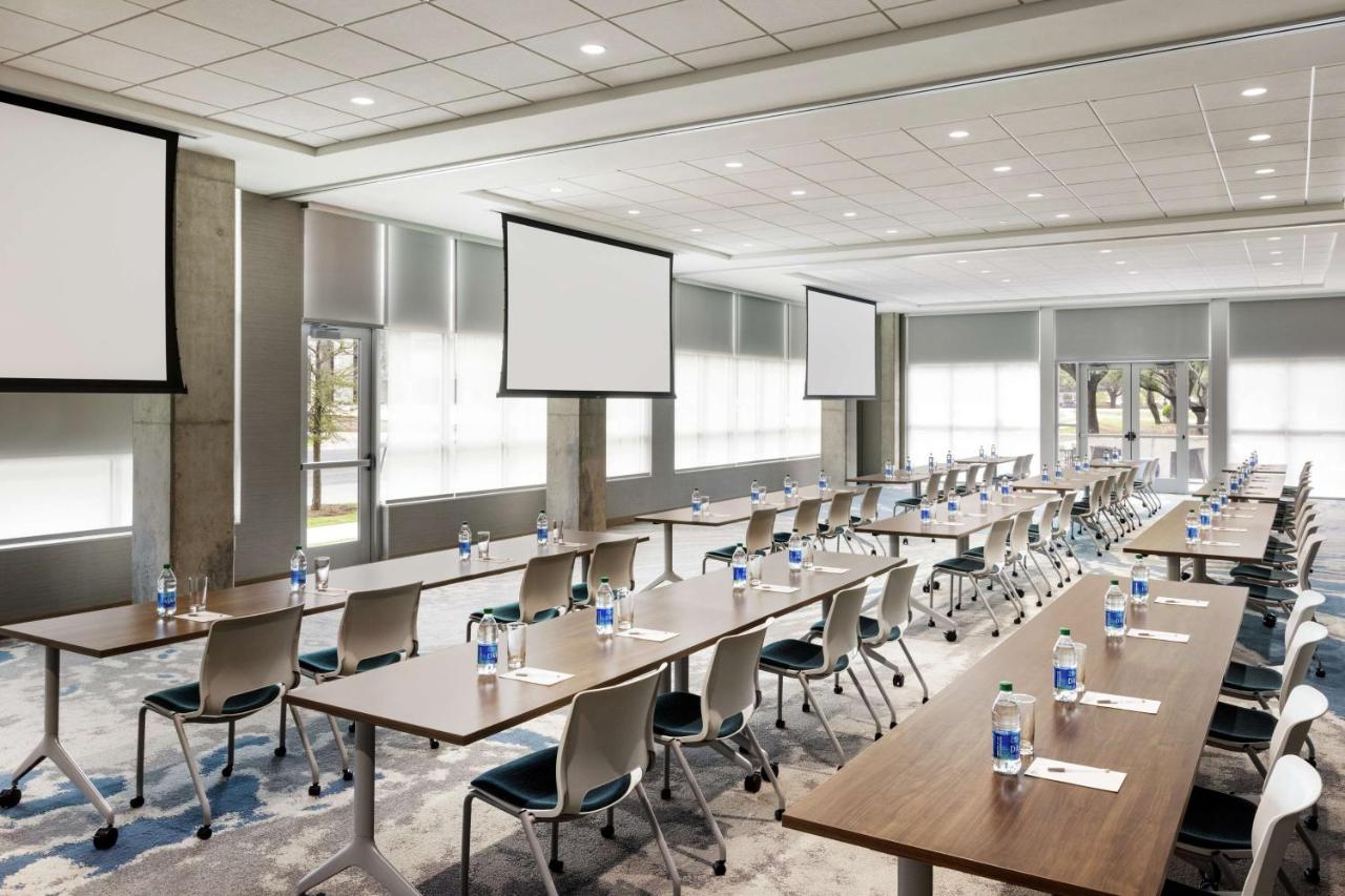 Hilton Garden Inn Austin North-Near the Domain, TX - 3