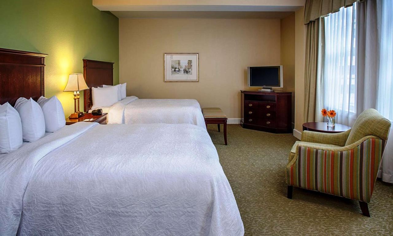 Hampton Inn & Suites Birmingham-Downtown-Tutwiler photo