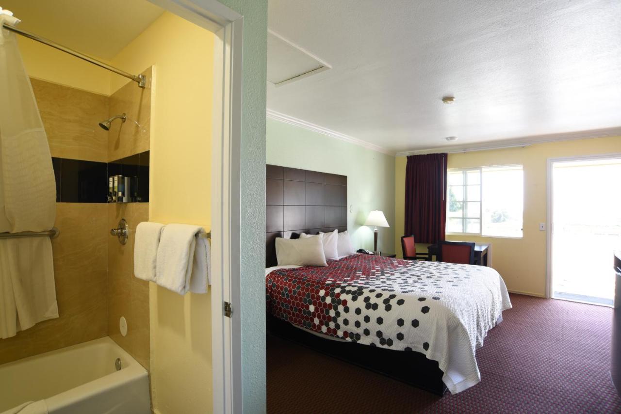 Morro Bay Beach Inn - Morro Bay — photo 5