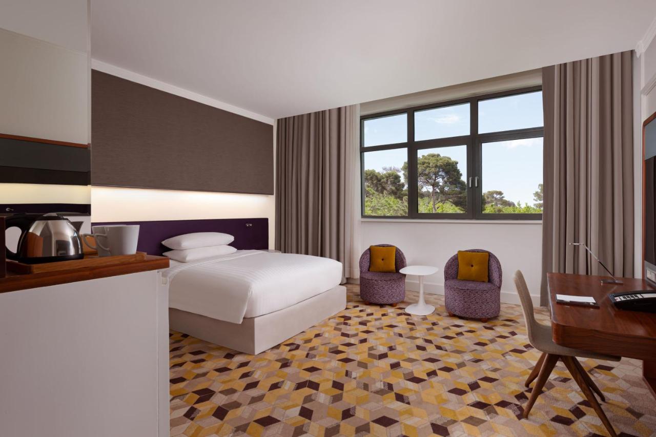 Sheraton Baku Intourist photo